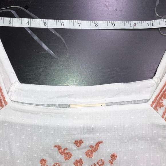 Universal Thread Women’s XXL puffed sleeve 100% cotton embroidered Blouse - Picture 11 of 16